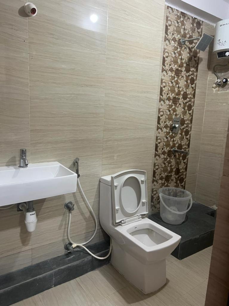 Beach Town Hotel Βιζαχαπατνάμ Εξωτερικό φωτογραφία