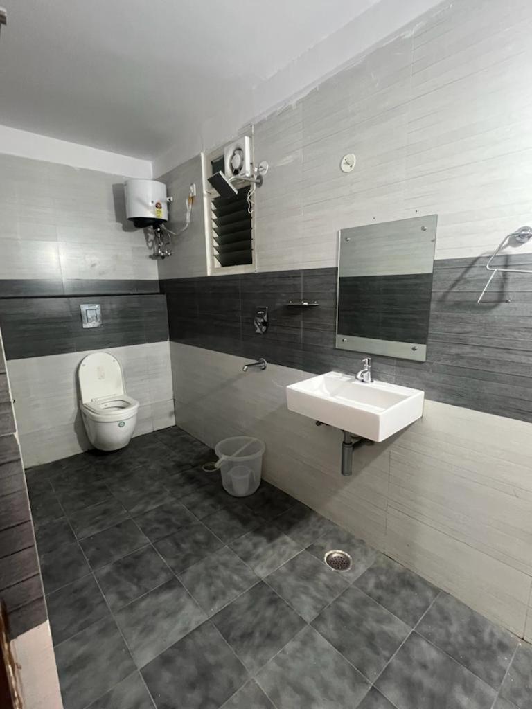 Beach Town Hotel Βιζαχαπατνάμ Εξωτερικό φωτογραφία